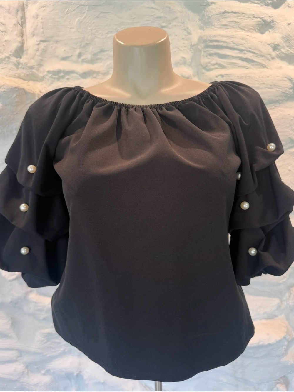 Women’s CiCi Black Pearl-Accent Off-Shoulder Women's 3/4 Sleeve Top Size Medium